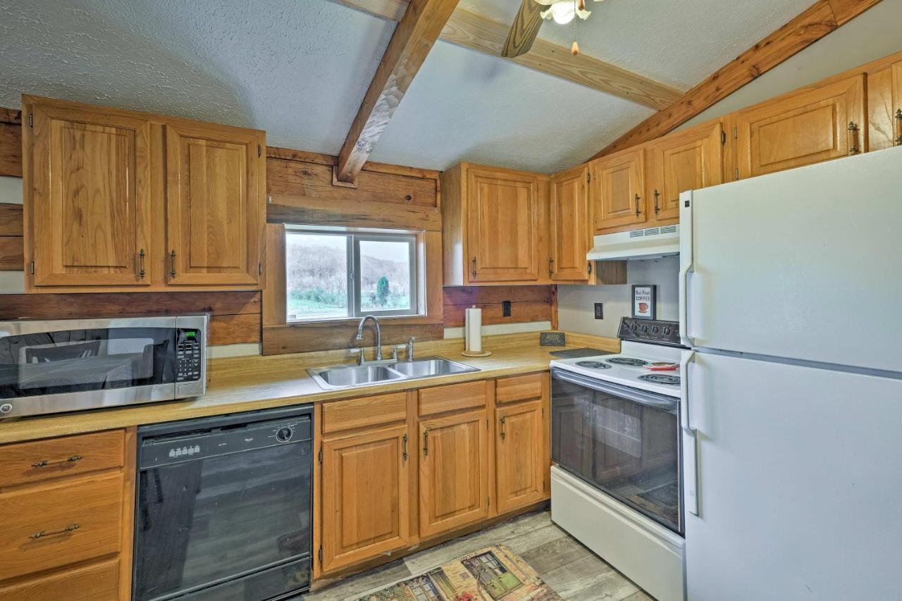 Rogersville Barn Apartment On 27 Acres With Pond! Eksteriør billede