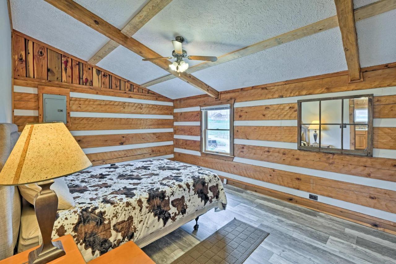 Rogersville Barn Apartment On 27 Acres With Pond! Eksteriør billede